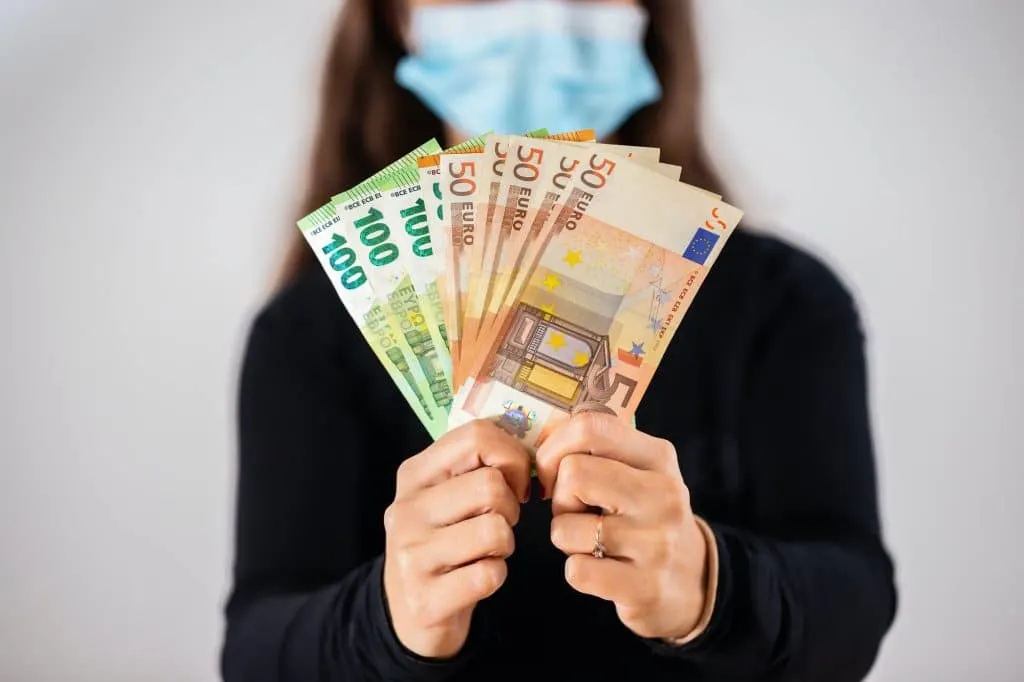 Devenir riche avec le dropshipping : conseils et astuces