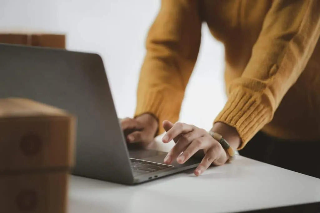 Application Shopify pour le commerce en ligne – Waxoo.fr